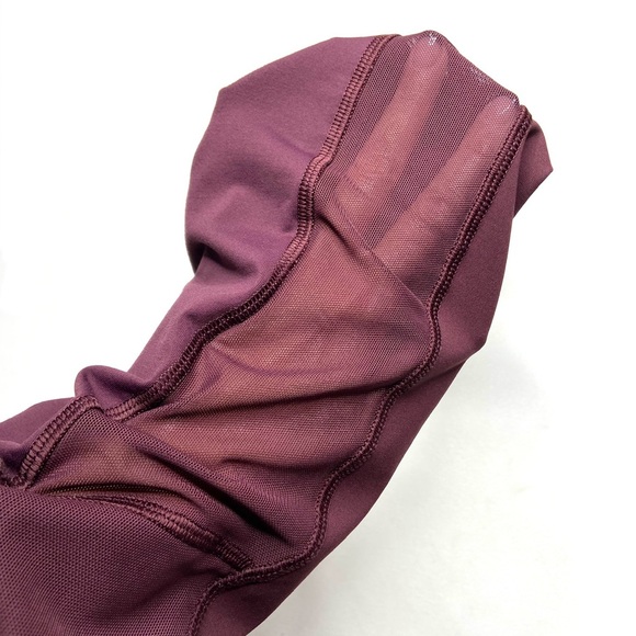 Lululemon Seek The Heat Crop Legging Size 4 - Picture 9 of 14